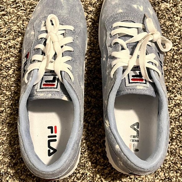 Fila Gray and White Sneakers - Picture 3 of 6